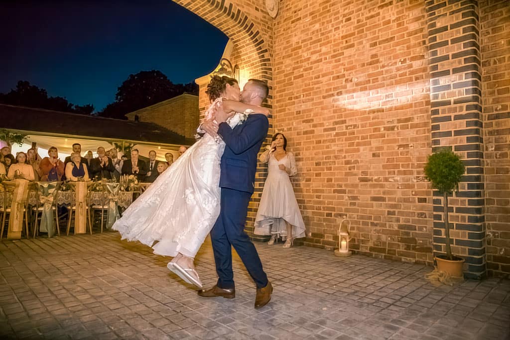 Wedding Photographer Near Me - Choosing A Photographer